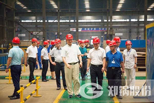 代表一行人到郑州锅炉股份有限公司参观交流